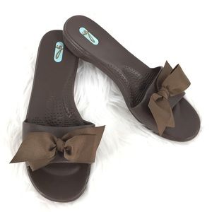 3/$21 Oka.B Brown Bow Slide Heeled Sandals